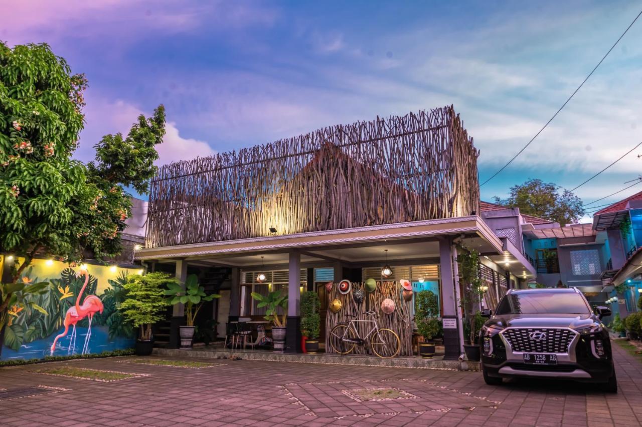 Metro Malioboro Living Hotel Yogyakarta Ngoại thất bức ảnh