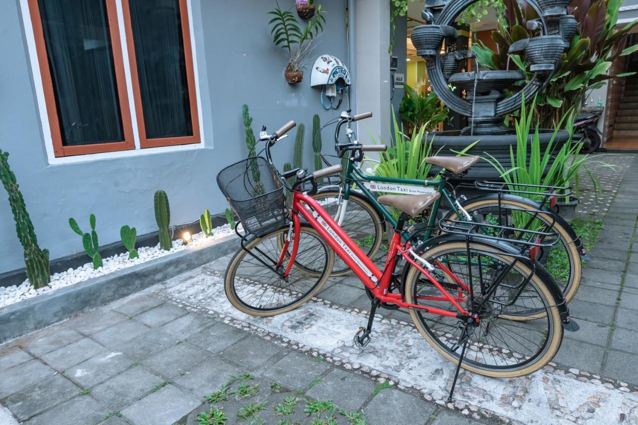 Metro Malioboro Living Hotel Yogyakarta Ngoại thất bức ảnh